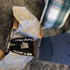 Balenciaga Graffiti Speed Sneakers 👟🔥